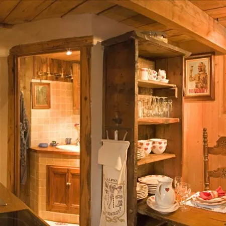 Hotel Les De Philippe Avec Jacuzzis Privatifs 5*
