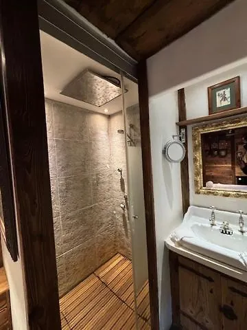 Les De Philippe Avec Jacuzzis Privatifs Chamonix Mont Blanc