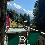 Les De Philippe Avec Jacuzzis Privatifs Hotel