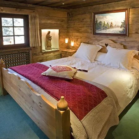 Les De Philippe Avec Jacuzzis Privatifs ホテル *