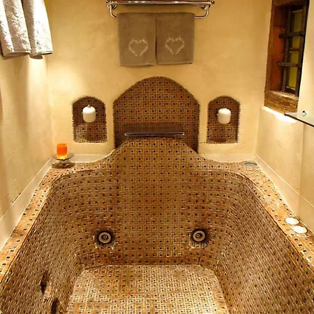 Les De Philippe Avec Jacuzzis Privatifs * シャモニー