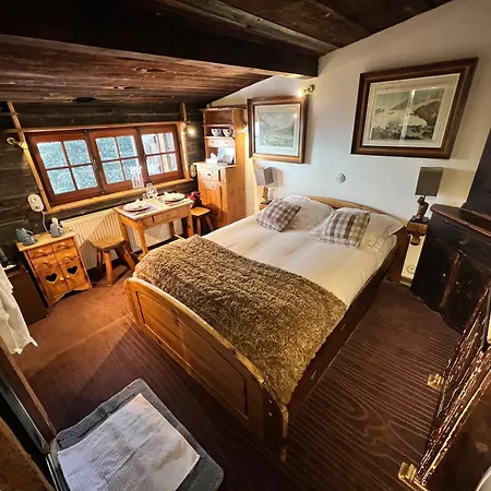 Otel Les De Philippe Avec Jacuzzis Privatifs