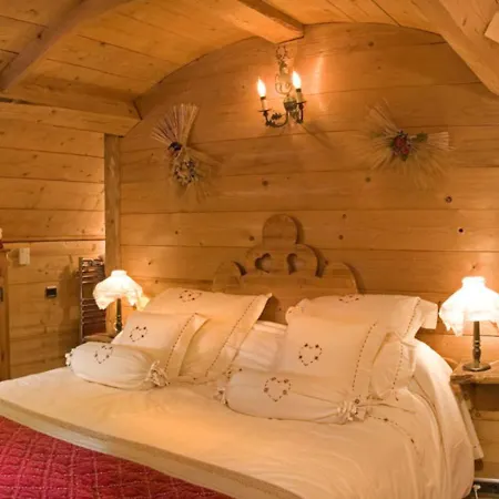 Otel Les De Philippe Avec Jacuzzis Privatifs Chamonix