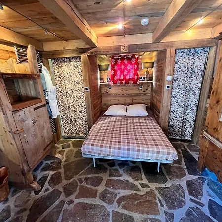 Hotel Les De Philippe Avec Jacuzzis Privatifs 5*
